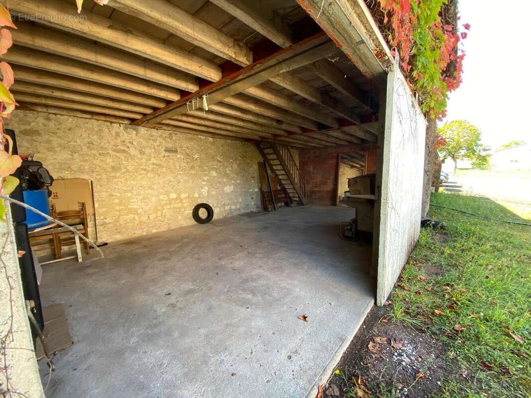 Photo 4 - Maison à MAGNAC-SUR-TOUVRE