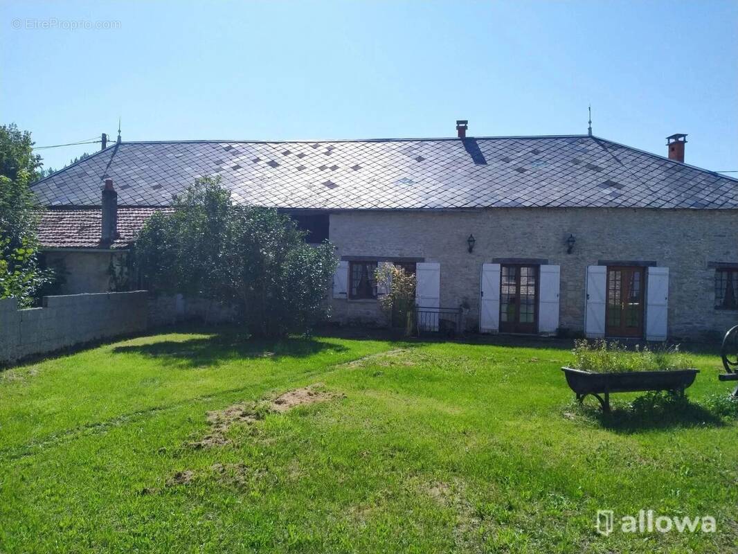 Maison à AULNAY-LA-RIVIERE