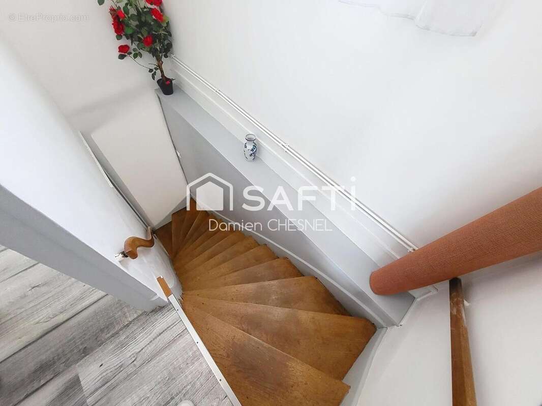 Photo 5 - Maison à SAULZAIS-LE-POTIER