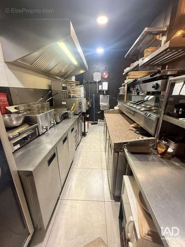 Photo 8 - Commerce à PIA