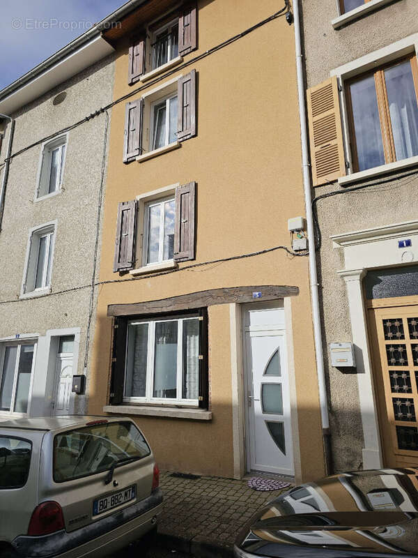 Maison  hyper centre La Cote Saint Andre 137 m2 avec garage - photo 16
