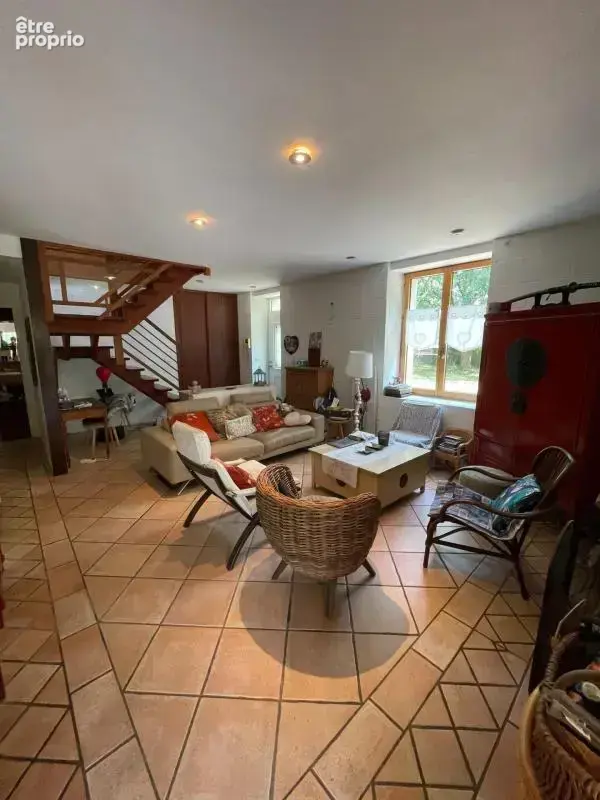 Maison T7 de 167m² dans un parc de 1900m²  piscine - photo 3