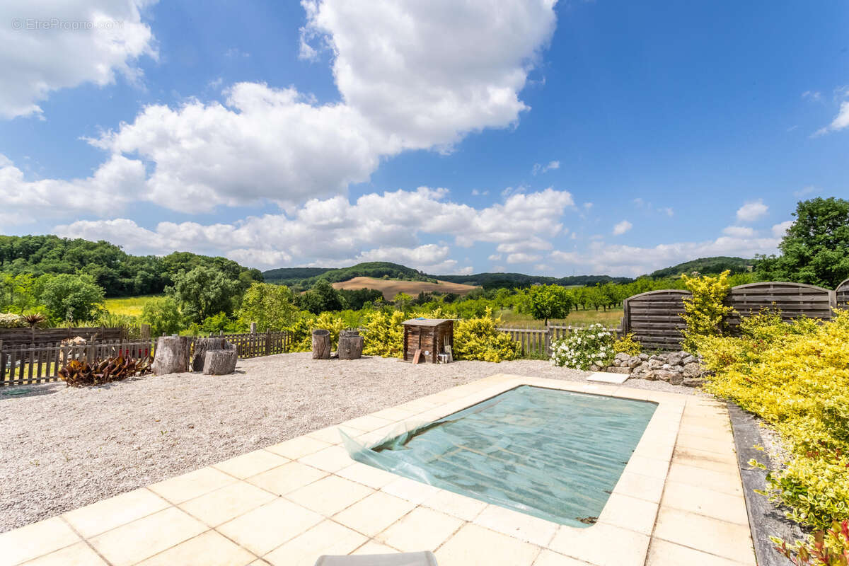 Maison de campagne avec annexes, 3 x piscines et vue - photo 72