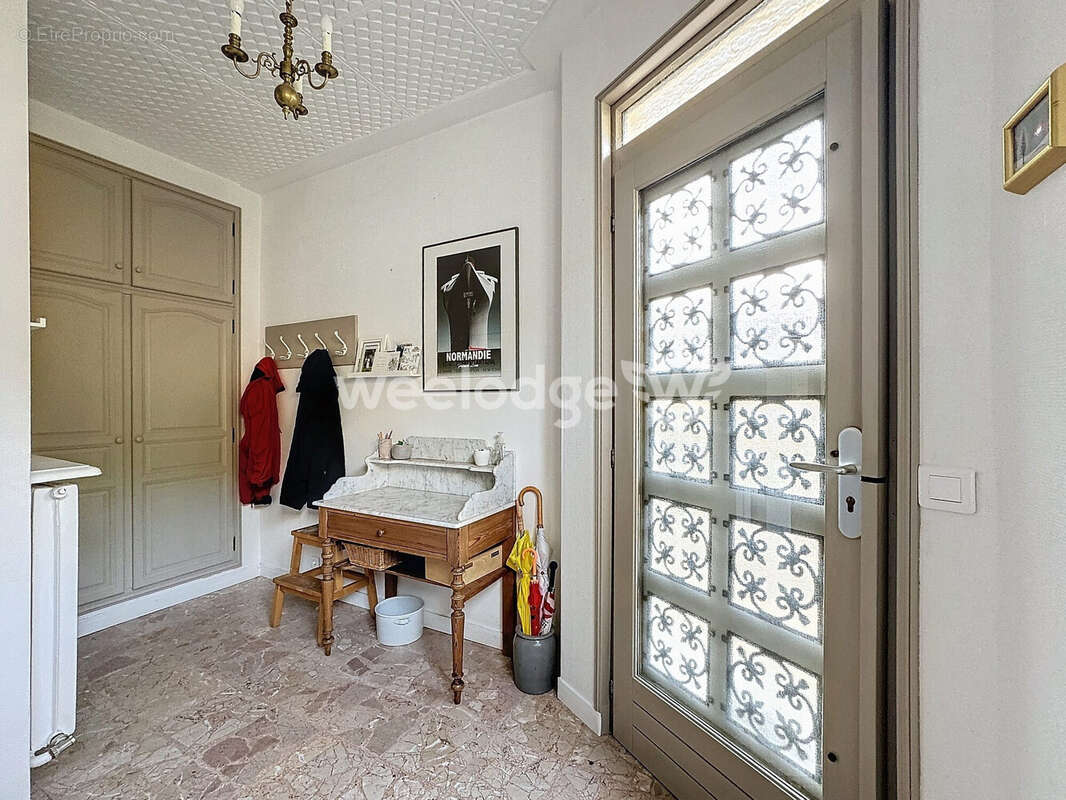 Maison à MAURECOURT