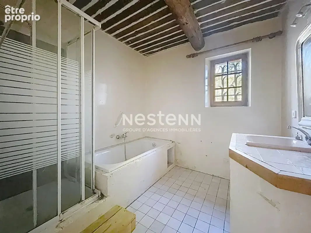 Bâtisse ancienne avec cour intérieure - 4 pièce(s) 140m2 - piscine - photo 11