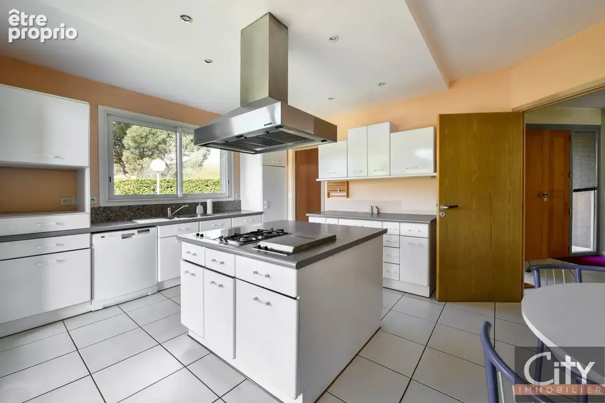 Maison 7 pièces 280 m² à vendre à Toulouse (31300) - photo 6