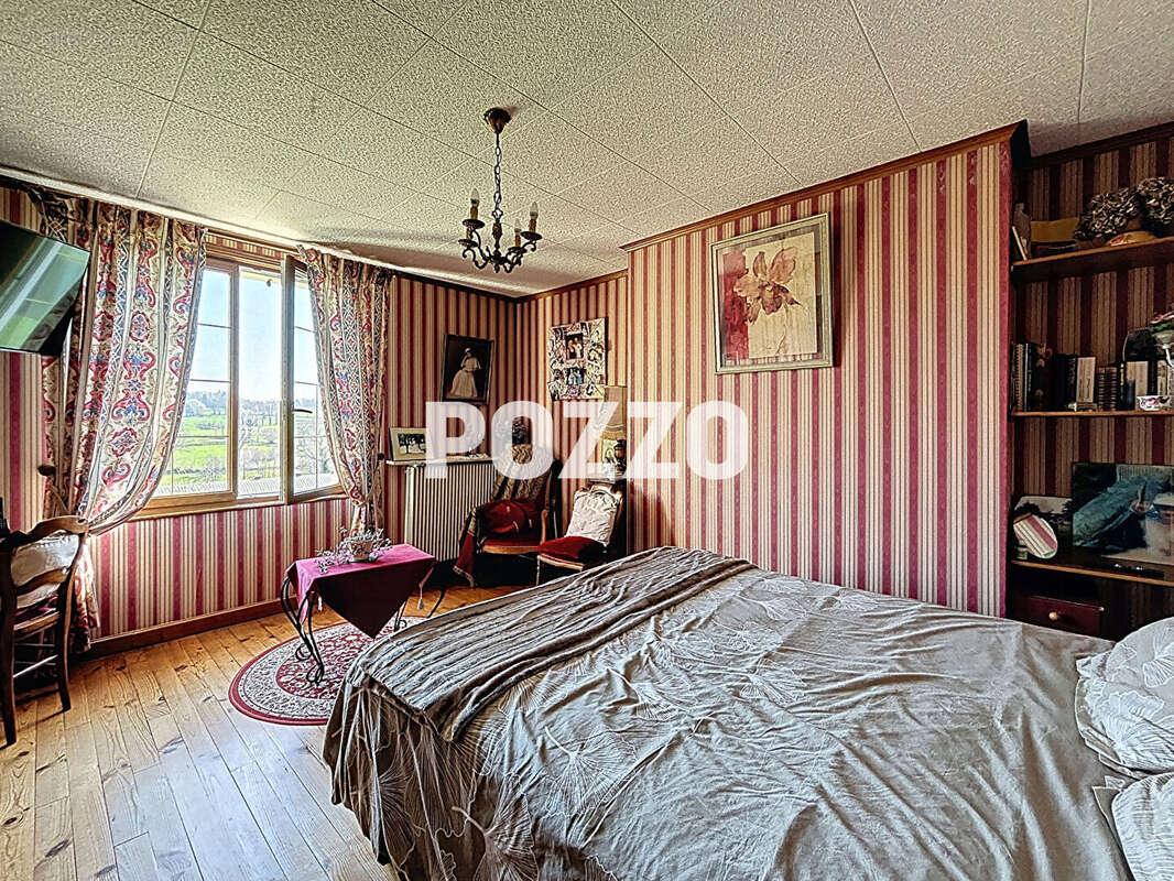 Maison à LANDELLES-ET-COUPIGNY