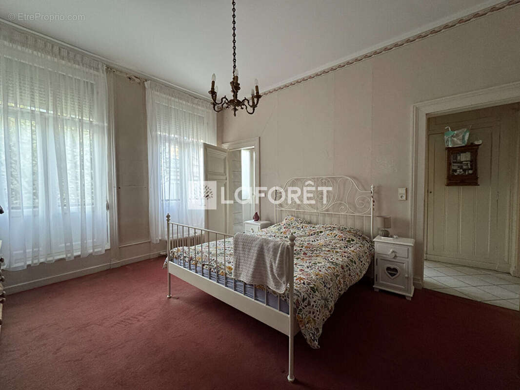 Maison 162m² - 4 chambres - jardin - photo 5