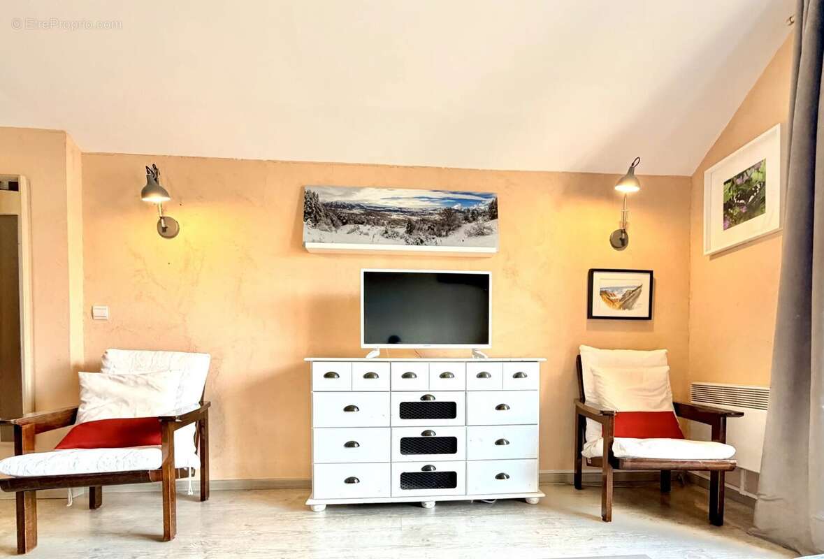 Appartement à SAINT-MICHEL-DE-CHAILLOL