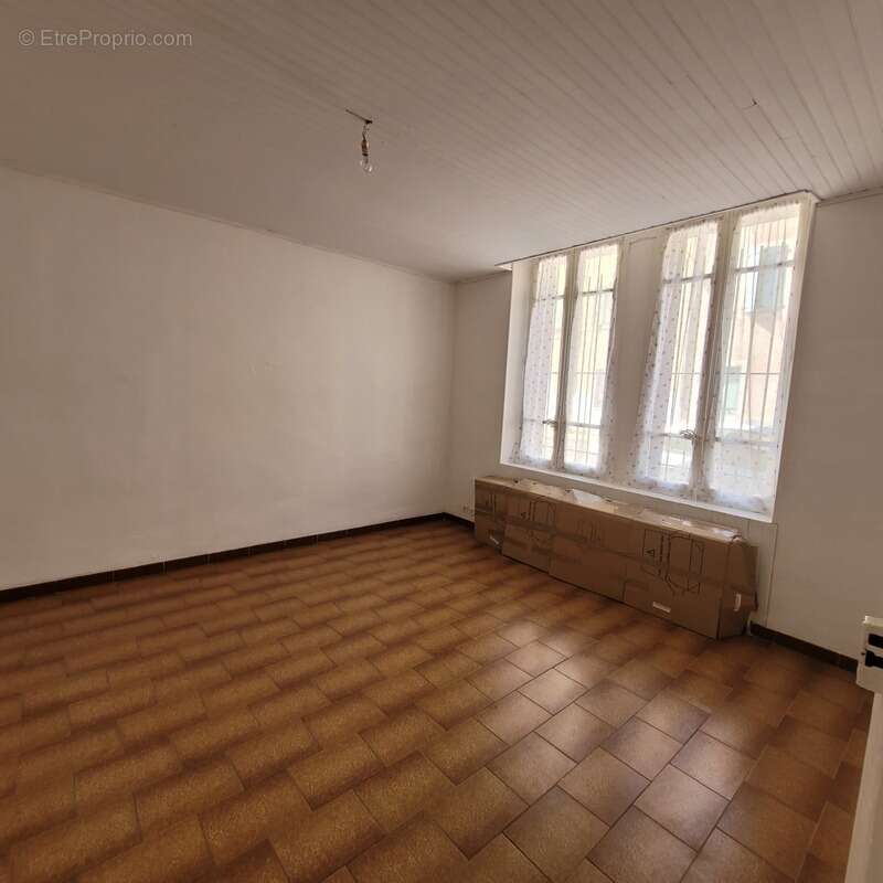 Dpt Gard (30), à vendre ALES immeuble de rapport 175m2 environ à rénover + terrain 300m² environ - photo 8