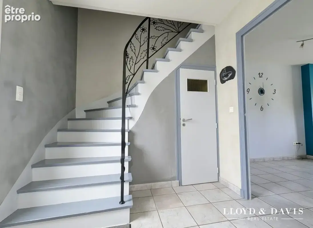 Maison 6 pièces 113 m² à vendre à Luzinay (38200) - photo 6