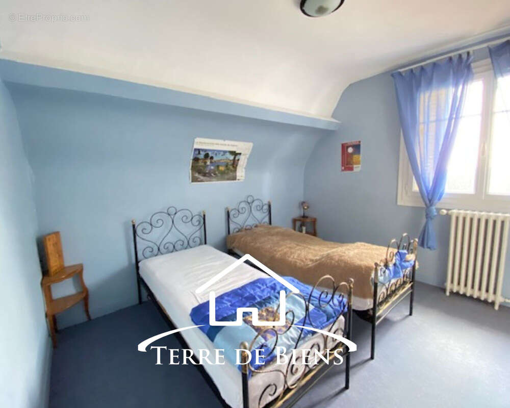Propriété de caractère de 250 m2 habitables sur plus de 1,25 hectare   6 Chambres, 5 BOXES, À 10 minutes de Vi - photo 21
