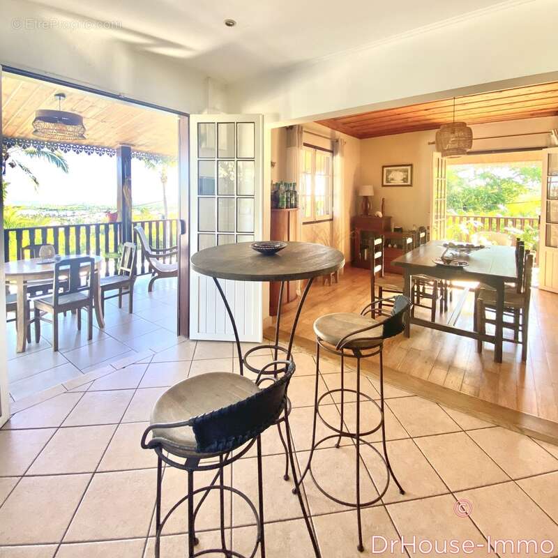 Maison à L&#039;ETANG-SALE