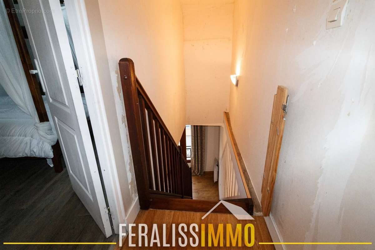 Appartement à VAUX-SUR-SEINE