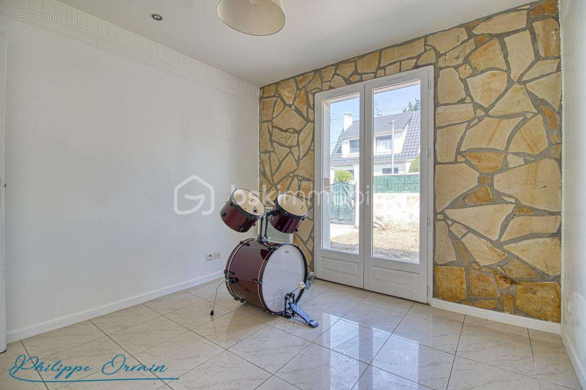 Maison à GOUSSAINVILLE