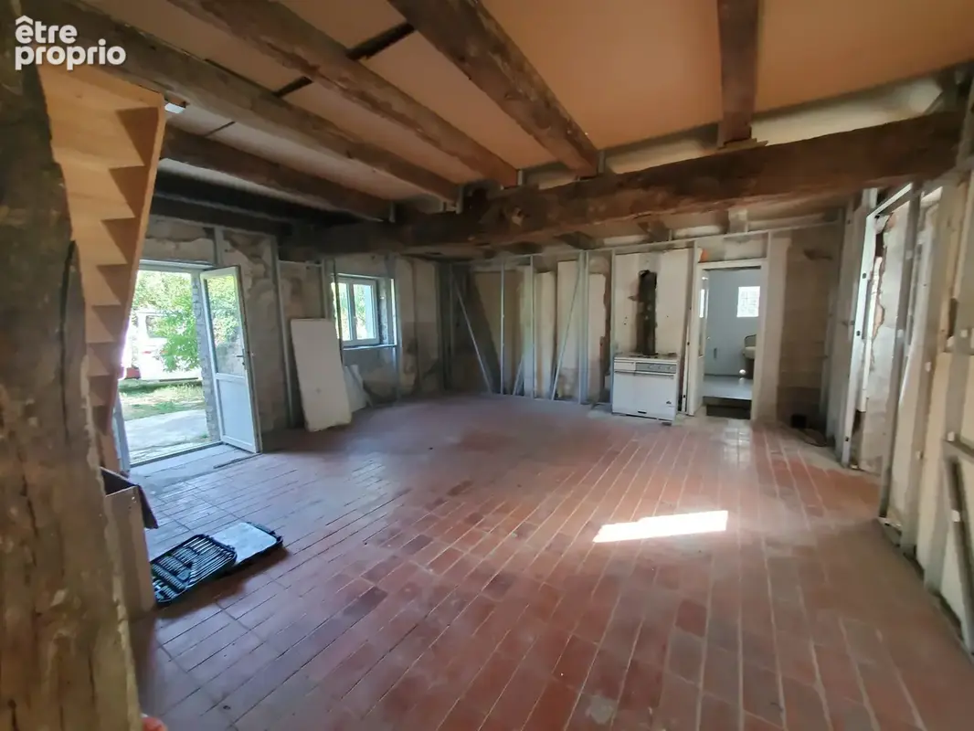 Maison à rénover à la campagne - photo 2