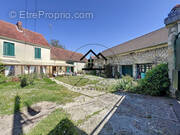 Maison à BALAGNY-SUR-THERAIN