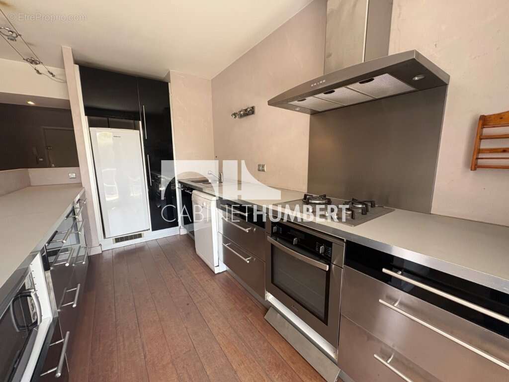 Appartement 113 m² à Saint-Etienne  - photo 6