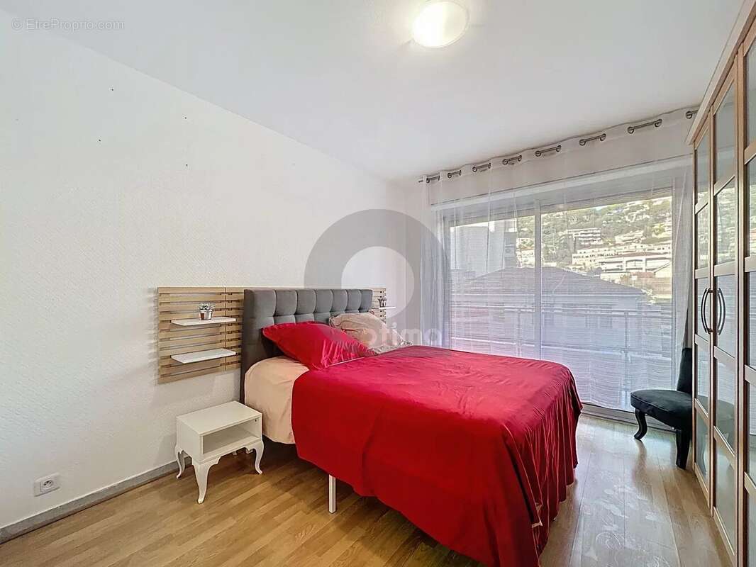 Appartement à ROQUEBRUNE-CAP-MARTIN