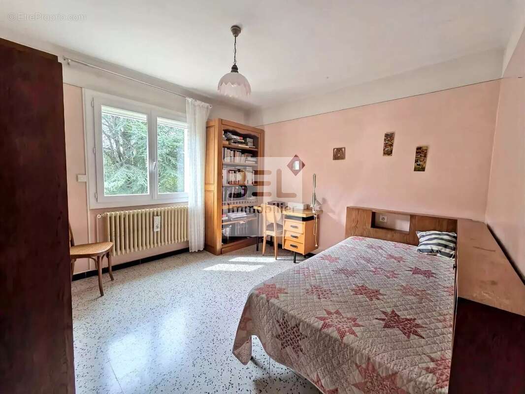 Maison à BAGNOLS-SUR-CEZE