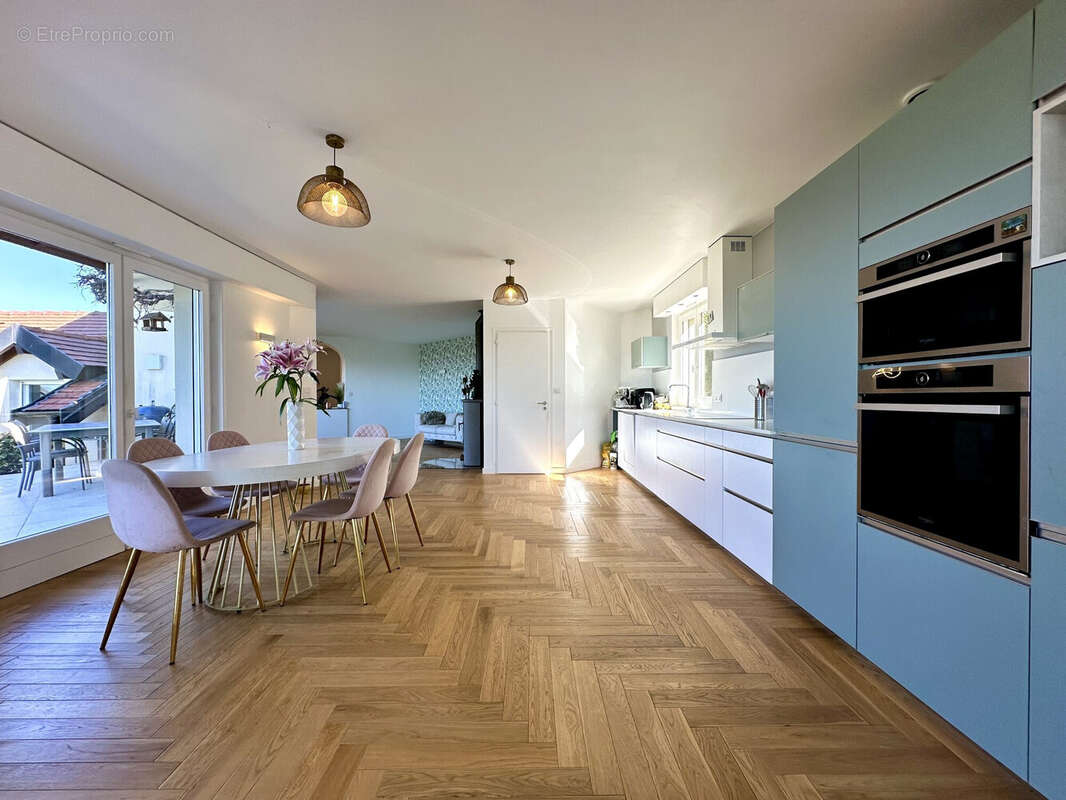 Maison 250 m² à Ballaison  - photo 4