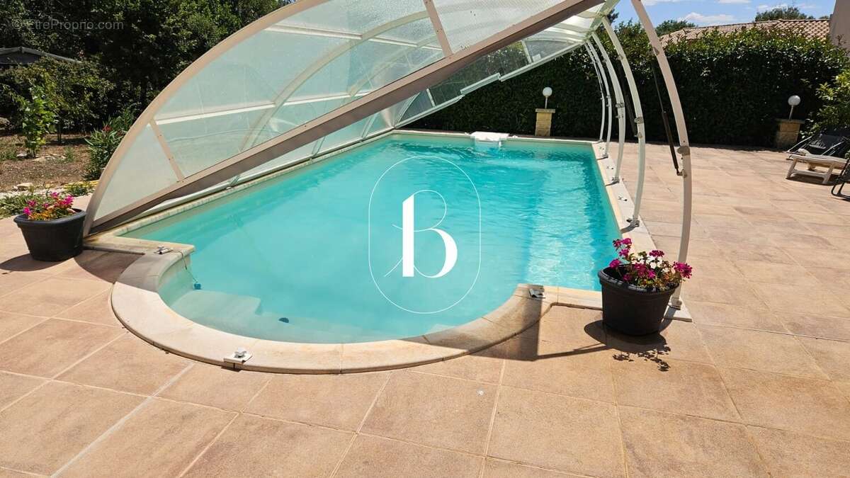 Maison à MEJANNES-LE-CLAP