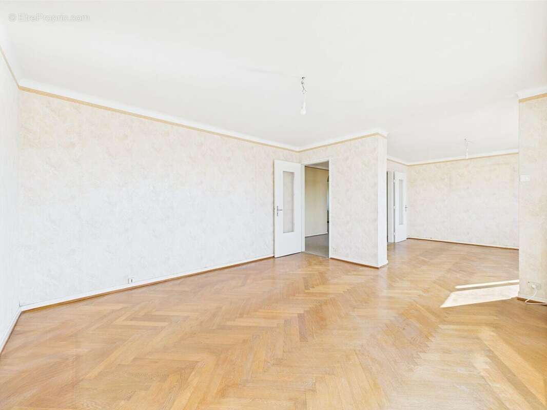 La Wantzenau - F4 de 89.96 m² avec 2 balcons, un garage, une cave et un grenier - photo 14