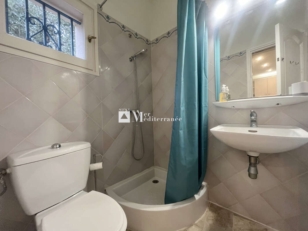 En co-exclusivite jolie maison a vendre a port-grimaud (83310) - photo 18