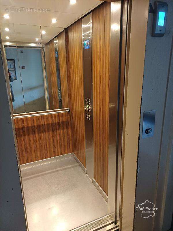 Appartement à LYON-8E