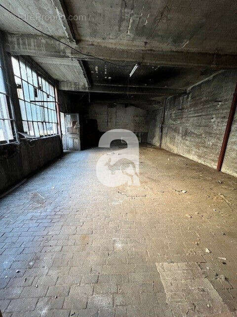 Commerce à SOISSONS