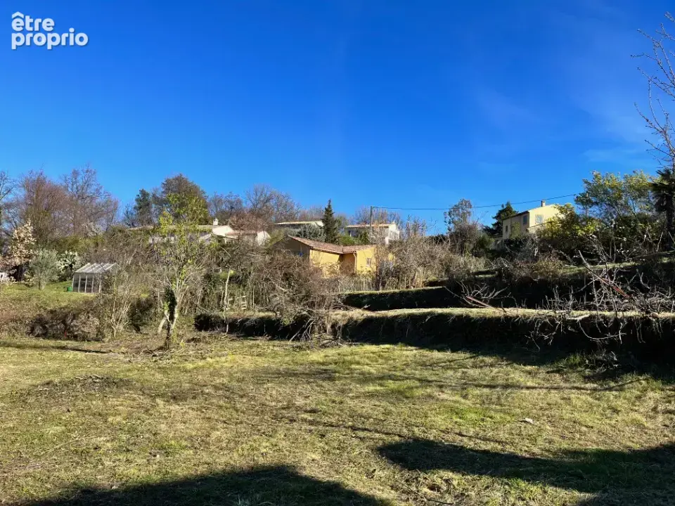 Terrain 955 m² à Vence  - photo 3