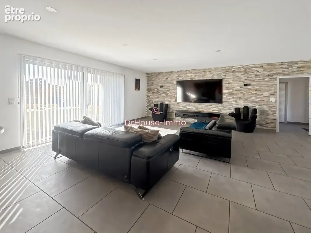 Maison 5 pièces 142 m² à vendre à La Suze-Sur-Sarthe (72210) - photo 22