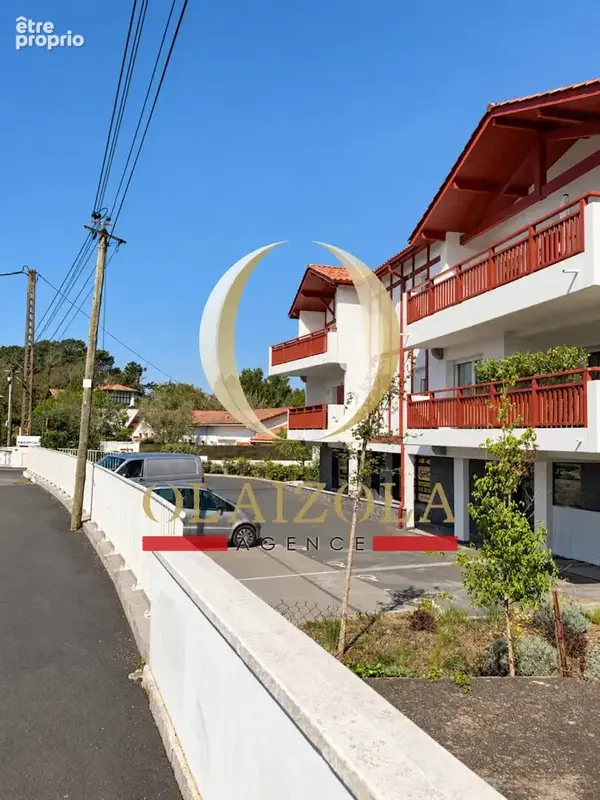 BIDART - Droit au bail, local de 160 m² avec stationnements - photo 7