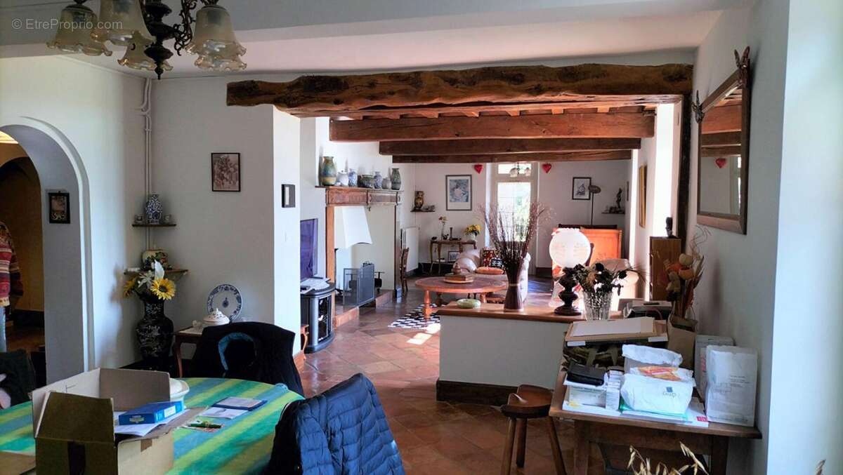 Maison à MAUVEZIN