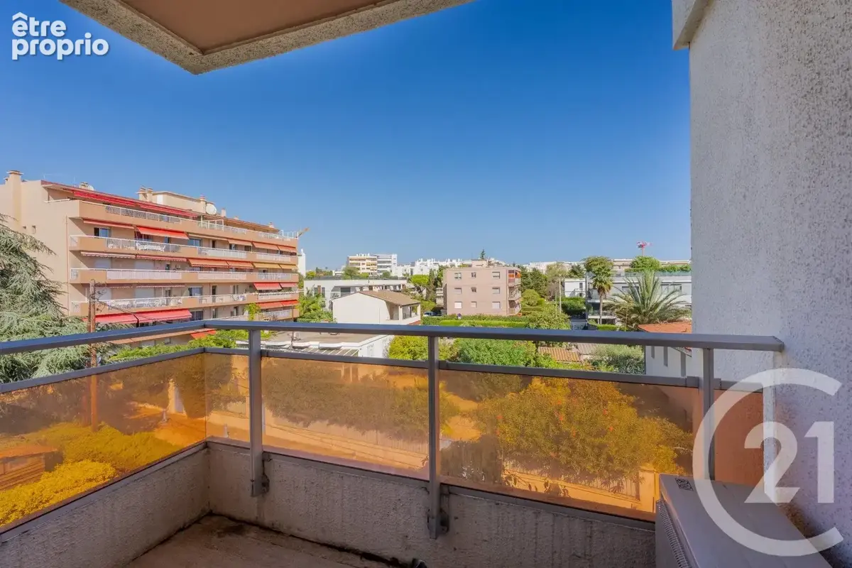 Appartement 2 pièces 56 m² à vendre à Antibes (06160) - photo 9