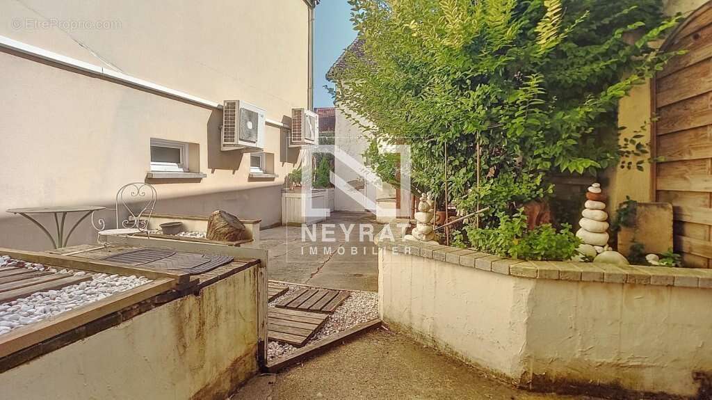 Maison à SAINT-MARCEL