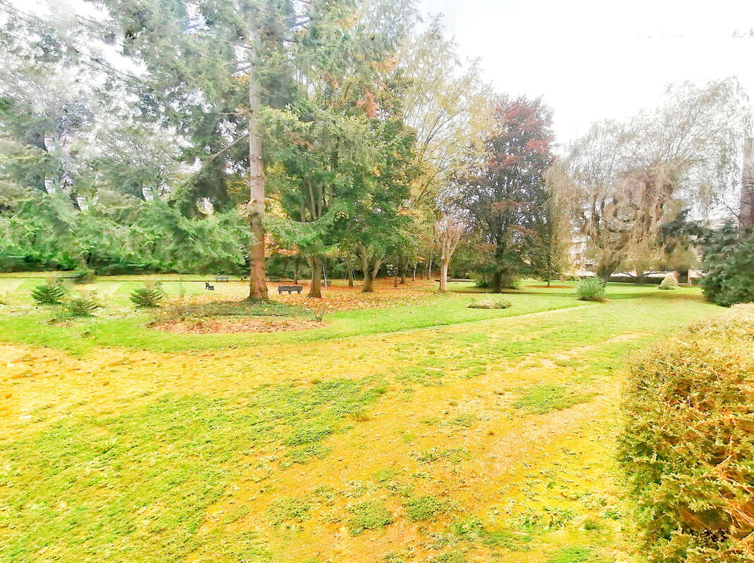Appartement à L'ETANG-LA-VILLE