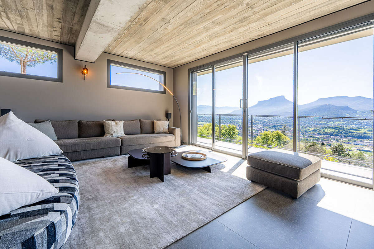 Maison à SAINT-ALBAN-LEYSSE