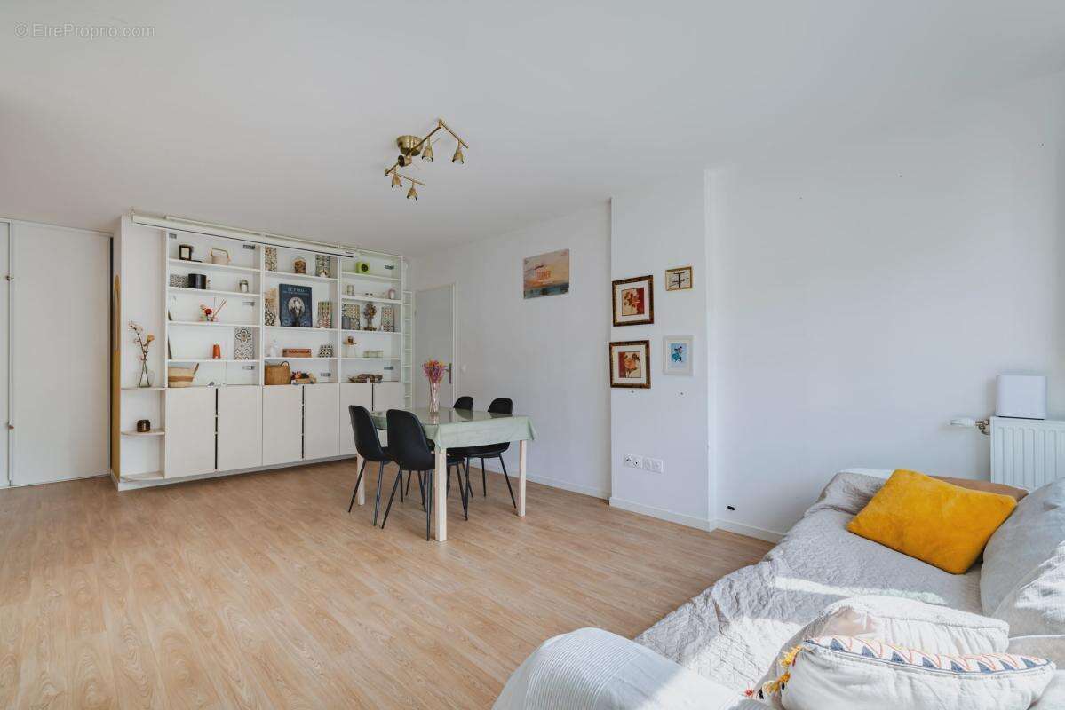 Appartement à SAINT-DENIS