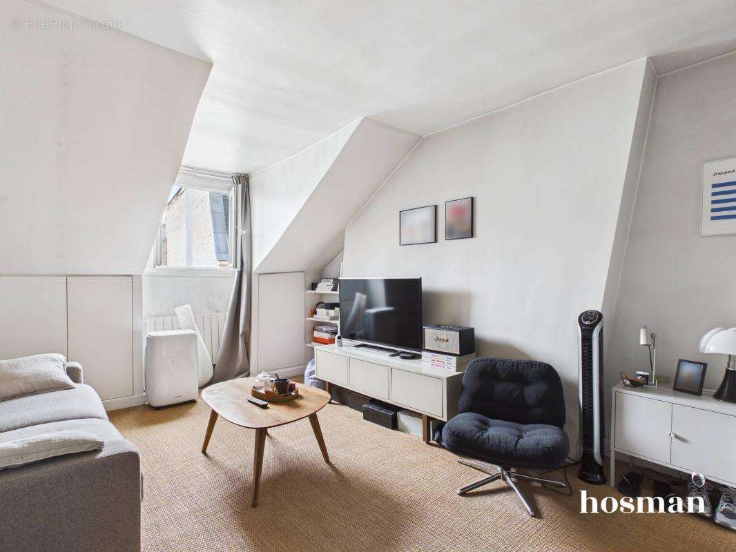 Studio 26 m² - Dernier étage traversant - Rue Saint-Jean, Paris - photo 5