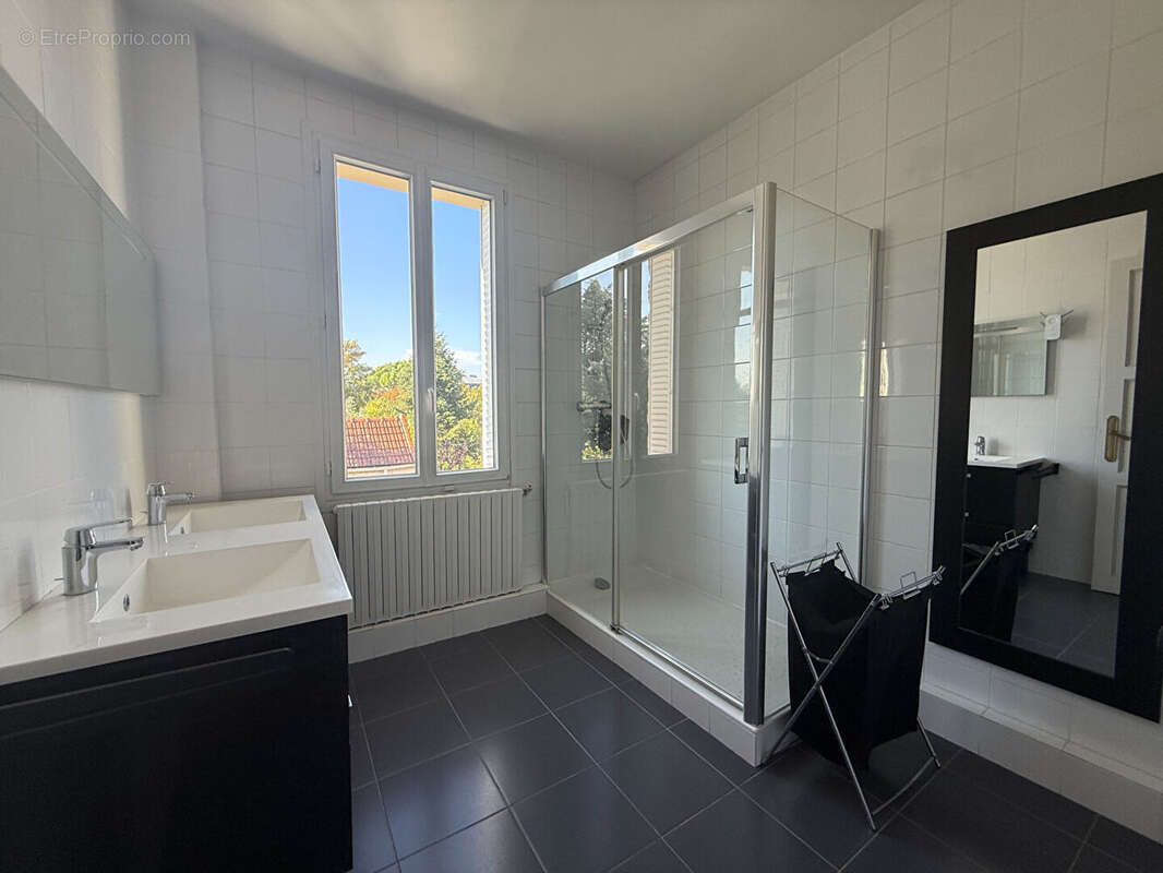 Maison à ENGHIEN-LES-BAINS