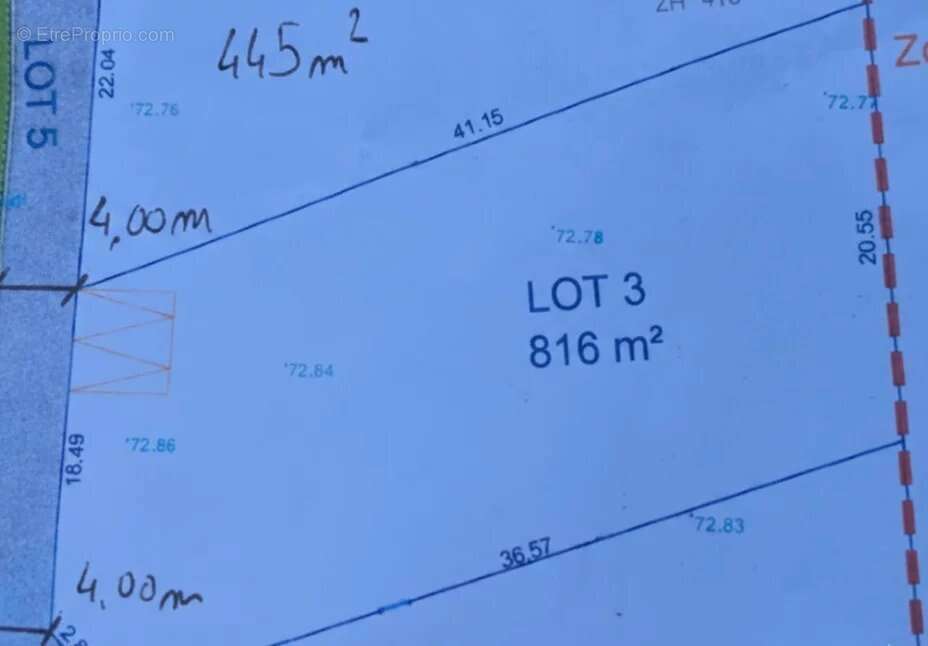 Terrain à LENCLOITRE