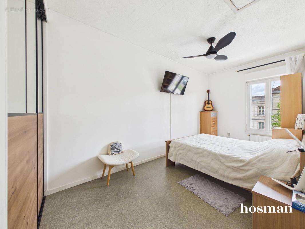 Maison à CARBON-BLANC