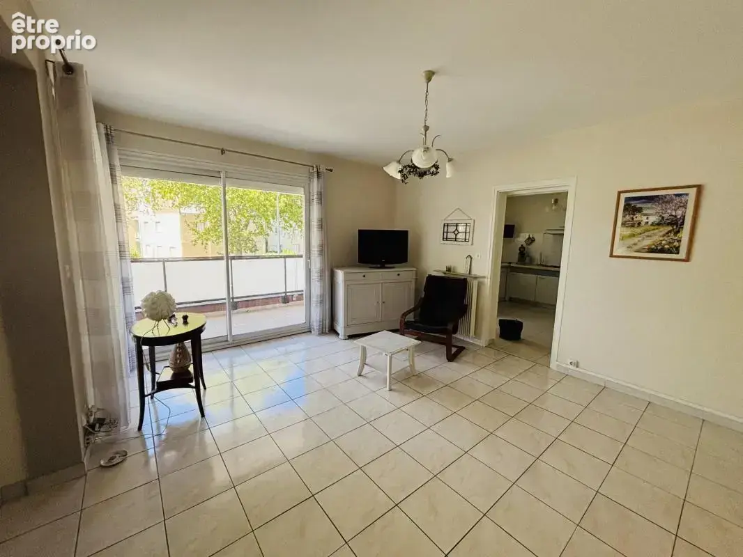 Bel appartement t 4 terrasse et garage - photo 2