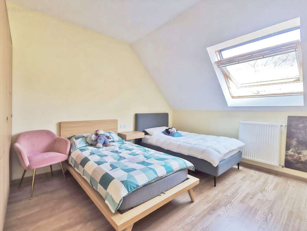 Maison à MAGNY-LES-HAMEAUX