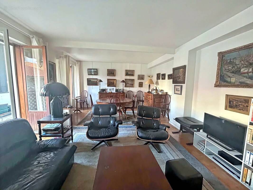 Appartement à MARSEILLE-8E