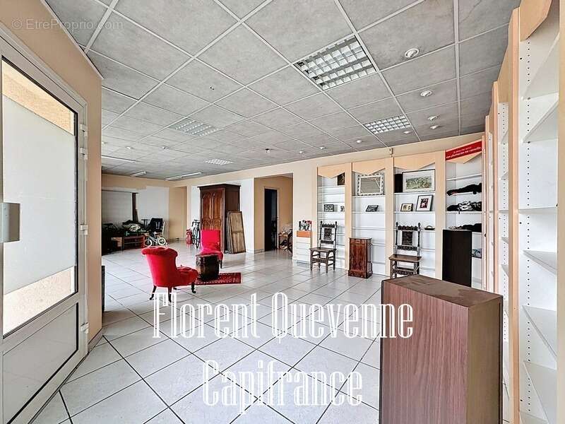 Maison à MERY-CORBON