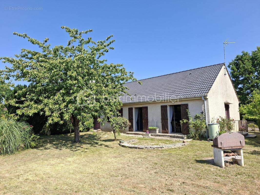 Pavillon traditionnel de plain-pied à Cheroy - photo 2