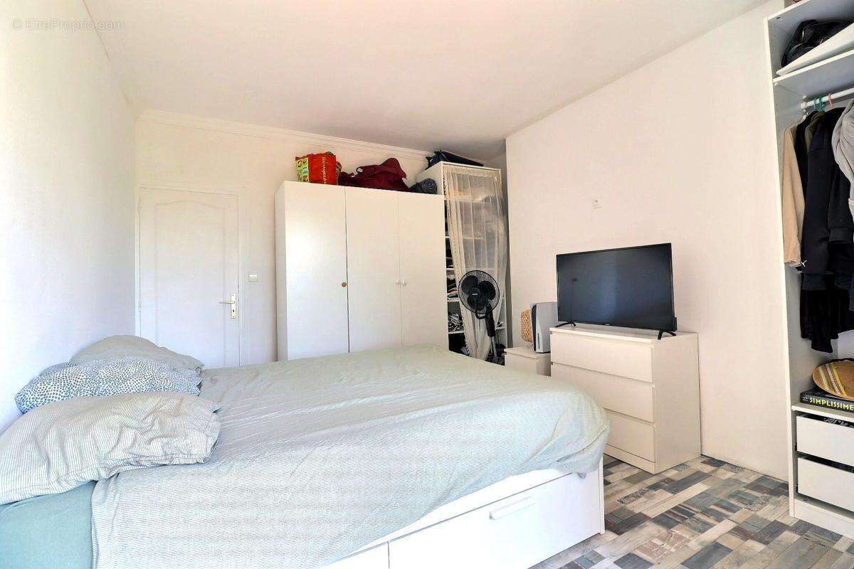 Appartement à CHENOVE