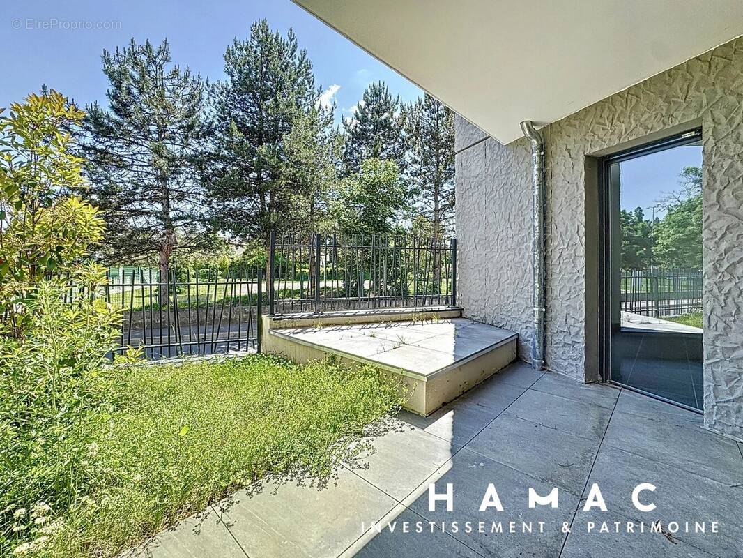 Appartement à CRAPONNE